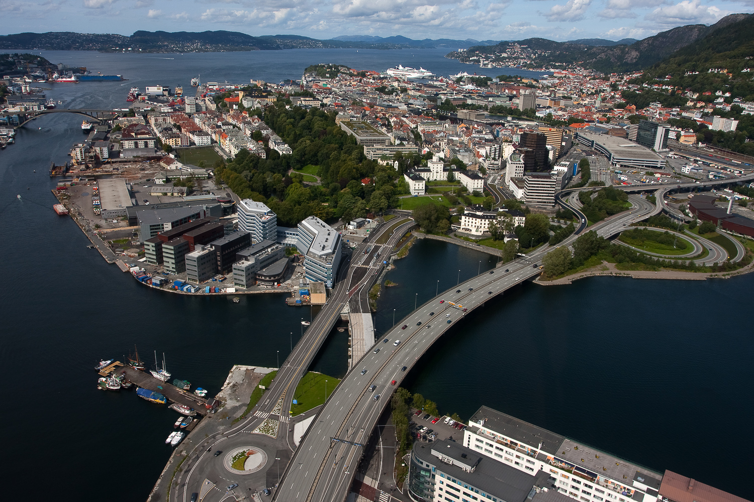 http://www.tunliweb.no/Bilder_SM/_album_Bergen/d85.jpg